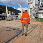 Tredekk-leveranser til Brattvåg Skipsverft og internasjonale prosjekter